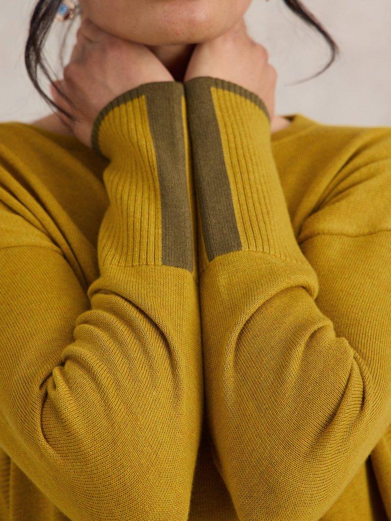 OLIVE CREW NECK COTTON JUMPER in MID CHART - MODEL DETAIL