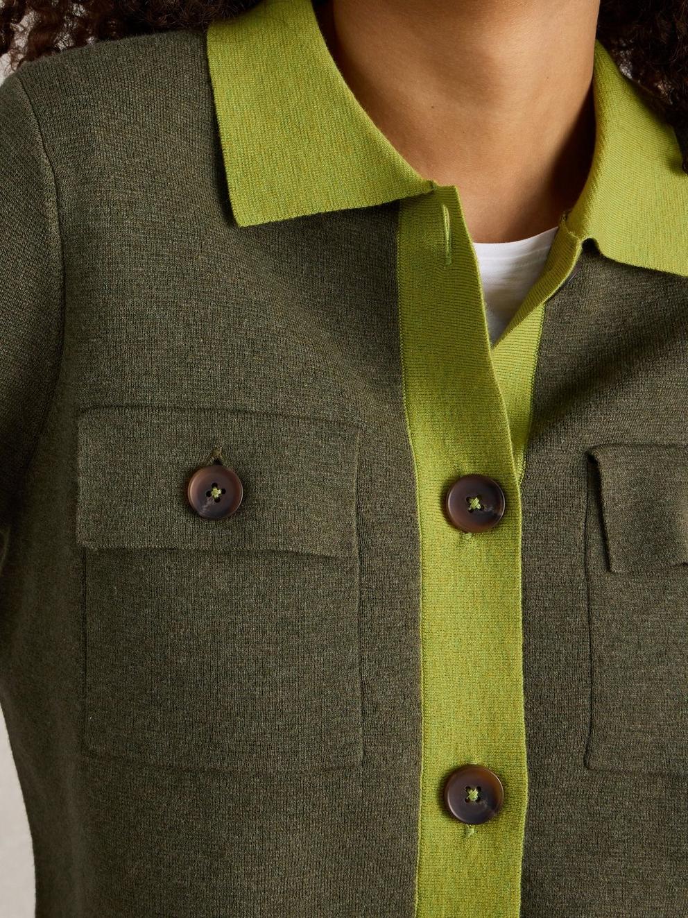 SARA WOOL KNITTED SHACKET in GREEN MLT - MODEL DETAIL