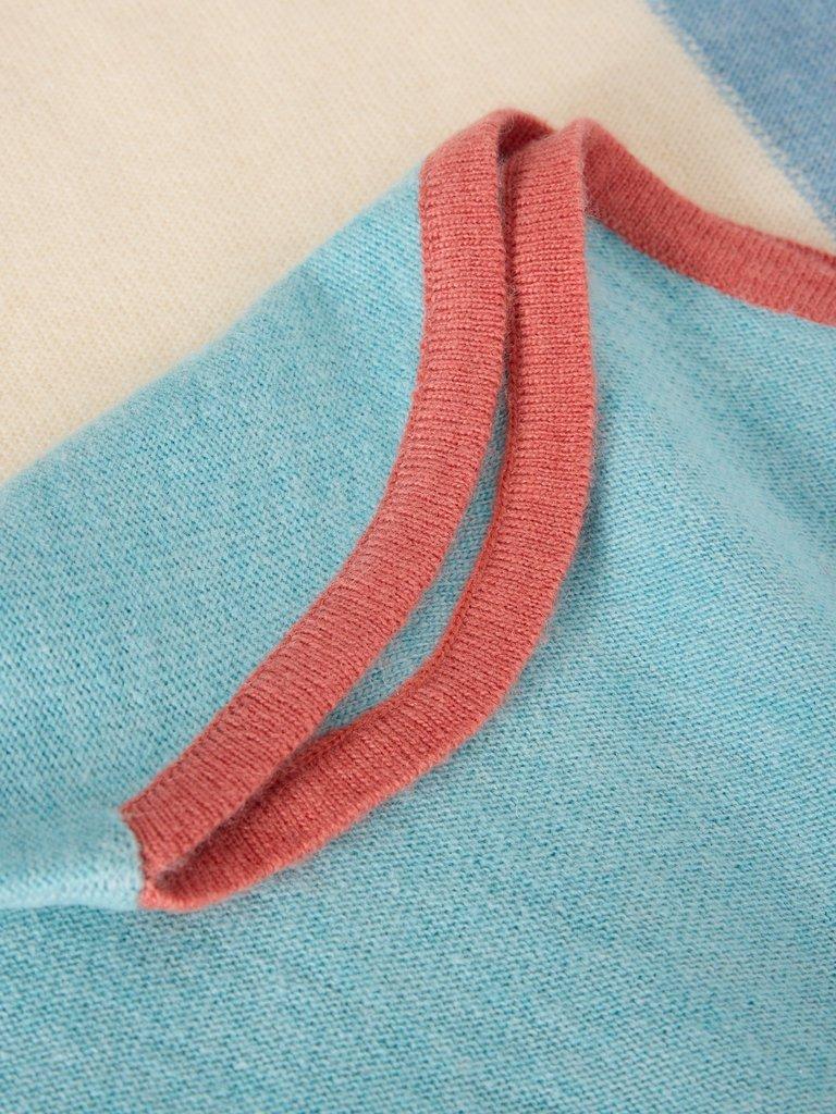 EMMA COLOURBLOCK JUMPER in BLUE MLT - FLAT DETAIL