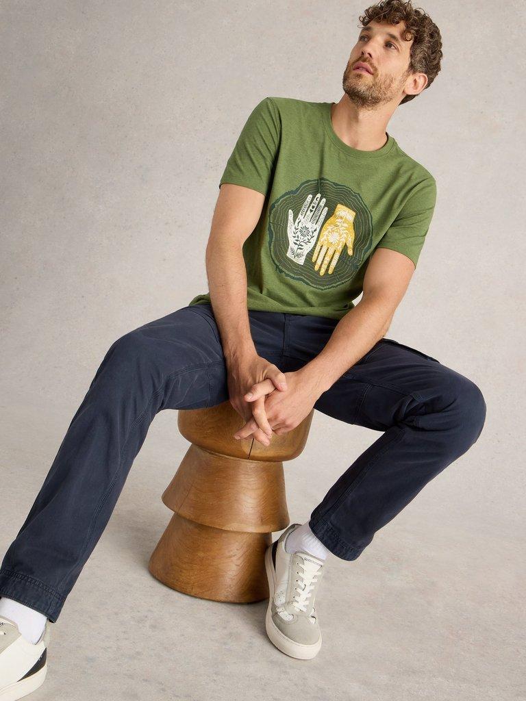 Hand Graphic Tee in GREEN PR - LIFESTYLE