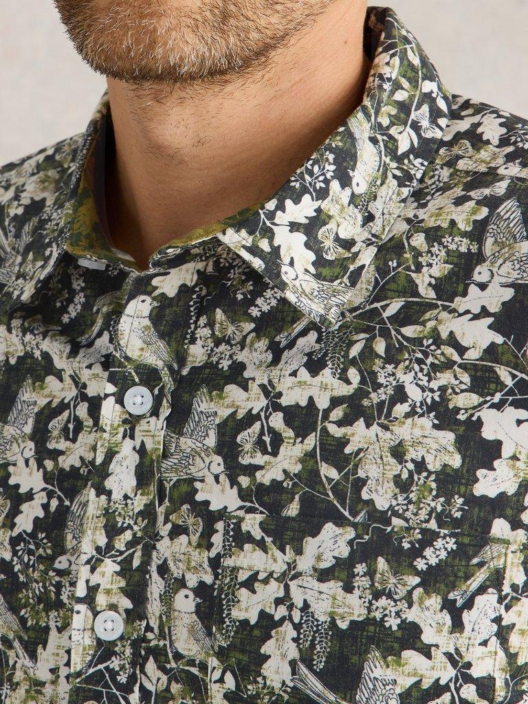 Hawthorn Bird Printed Shirt in BLK MLT - MODEL DETAIL