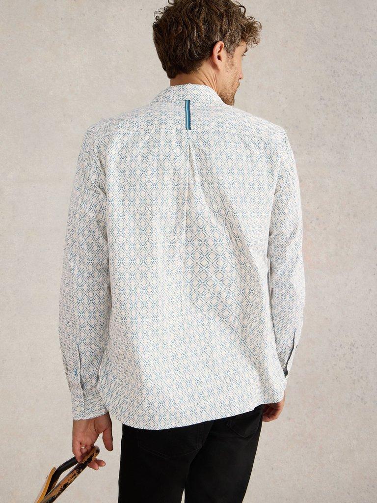 Diamond Squiggle Printed Shirt in WHITE MLT - MODEL BACK