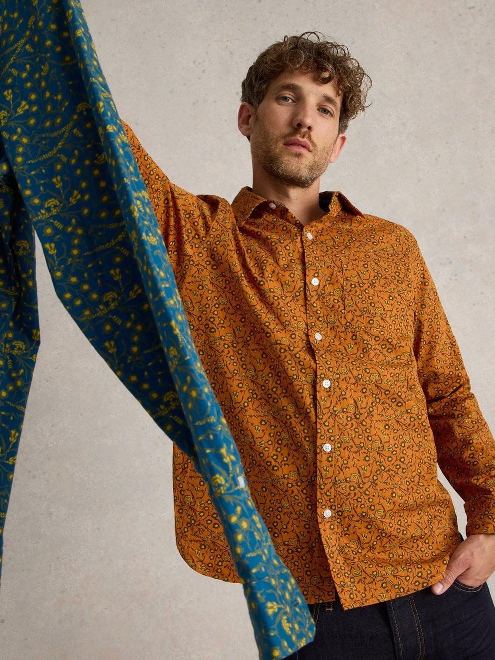 Climbing Thorns Printed Shirt in ORANGE MLT - LIFESTYLE