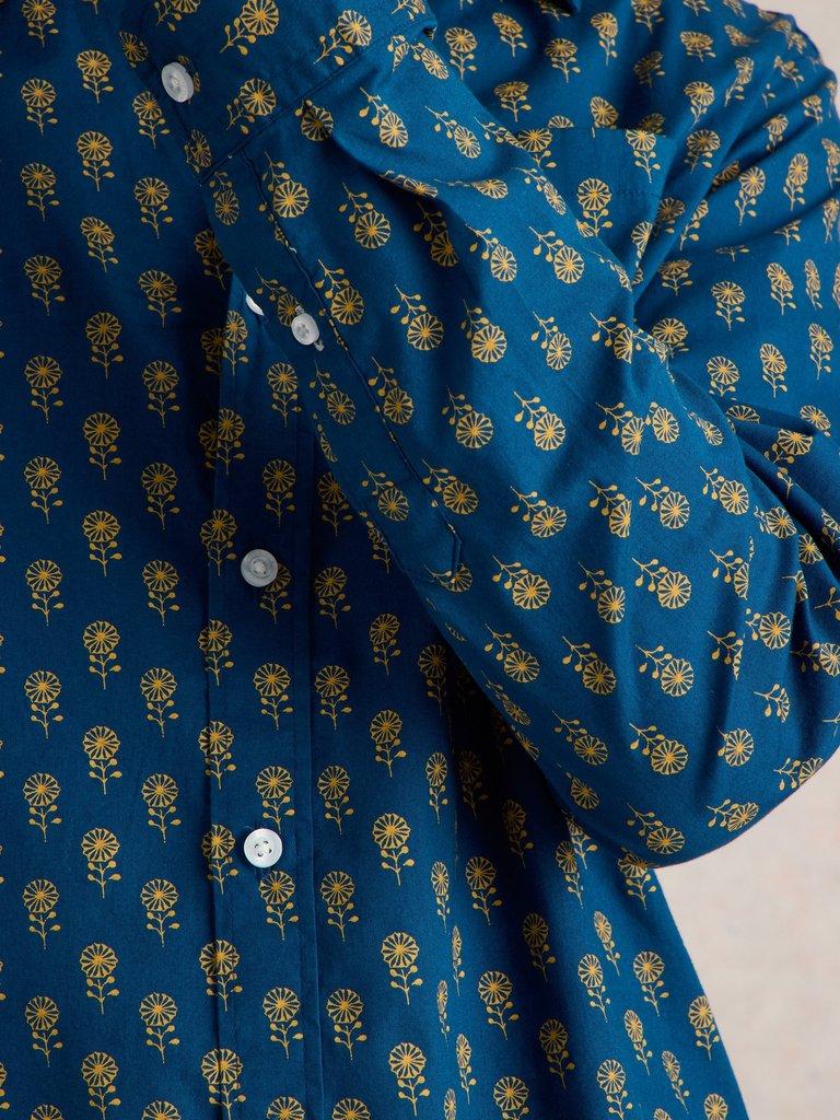 Floral Nonnie Printed Shirt in BLUE PR - MODEL DETAIL