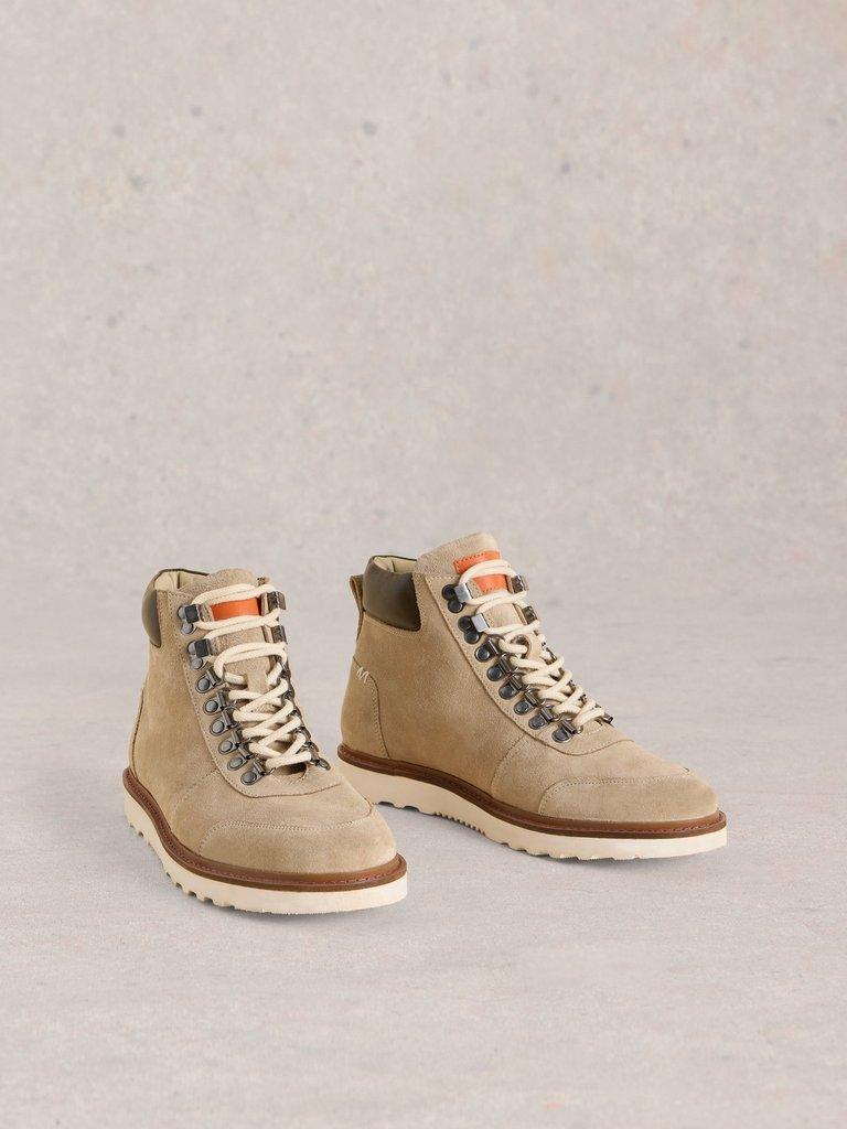 Henry Hiker Boot in LGT NAT - FLAT FRONT