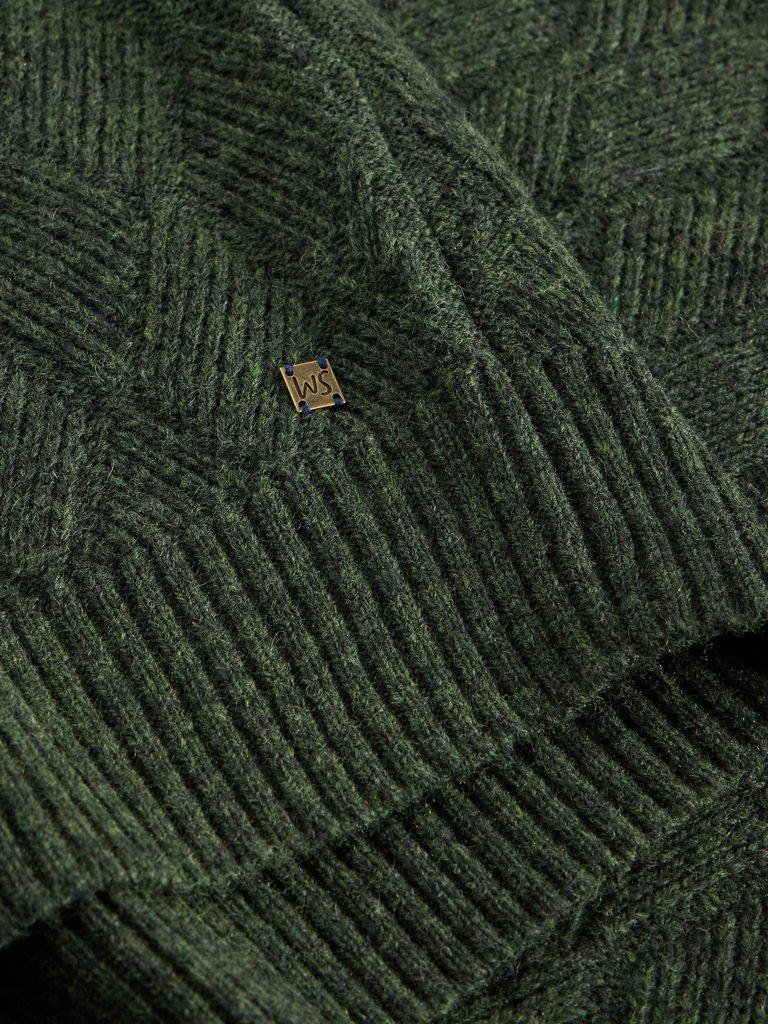 Diamond Wool Crew Neck in DK GREEN - FLAT DETAIL