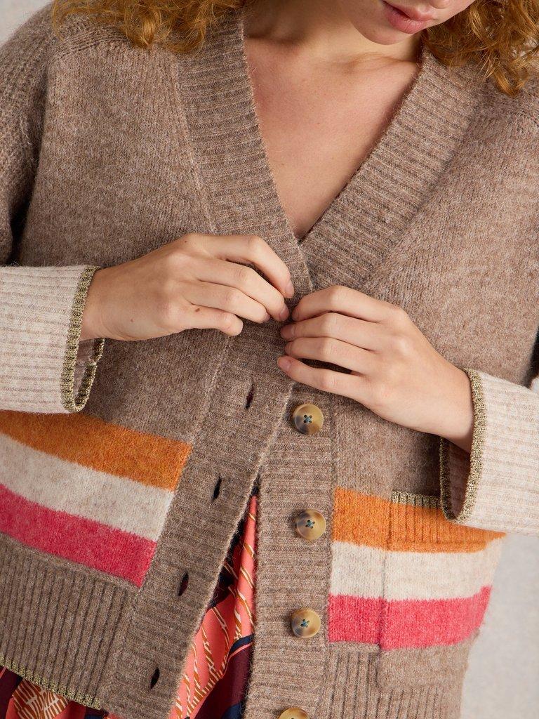 JUDI STRIPE CARDI in NAT MLT - MODEL DETAIL