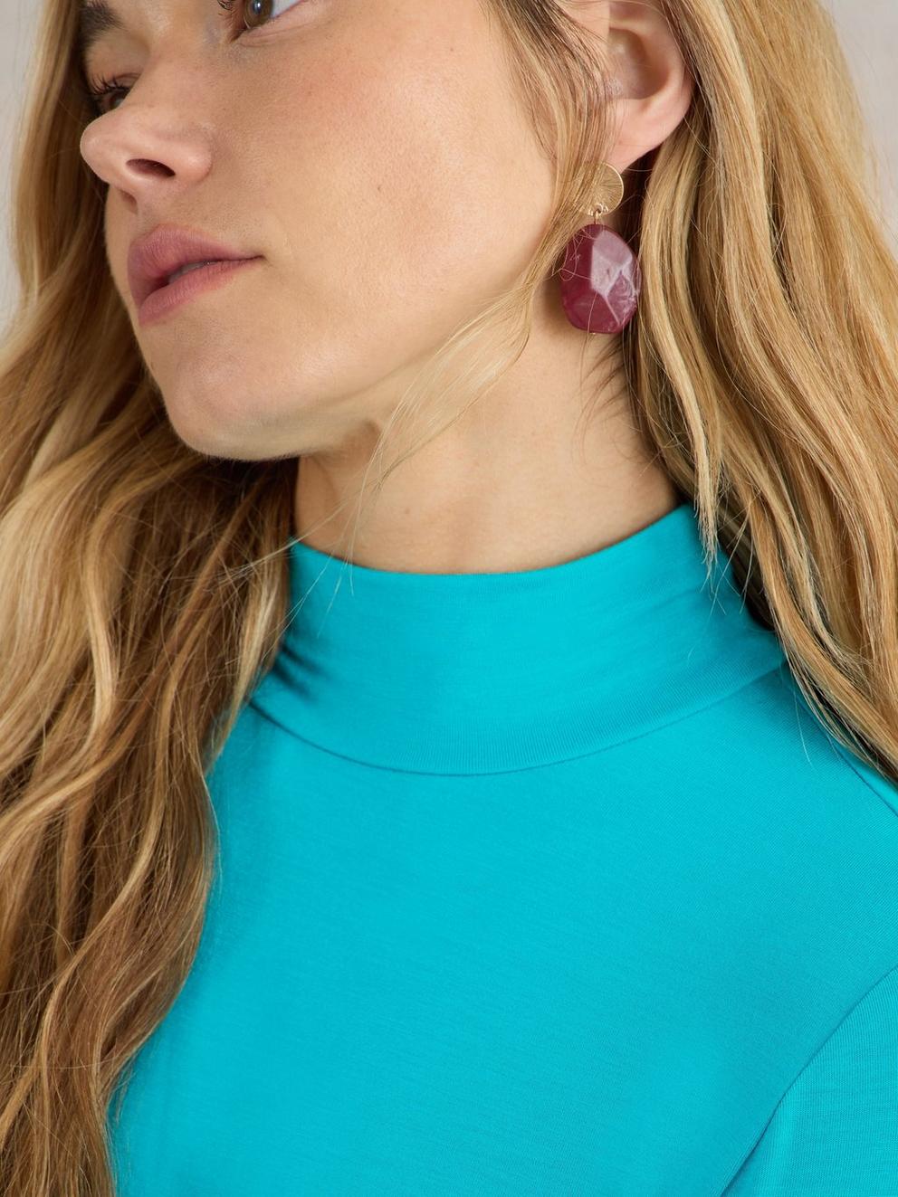 CAMILLE HIGH NECK TEE in BRT TEAL - MODEL DETAIL
