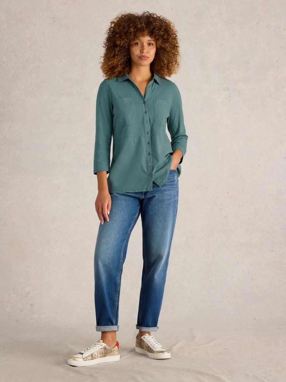 MISSY LONGLINE MIX SHIRT in DUS GREEN - MODEL FRONT