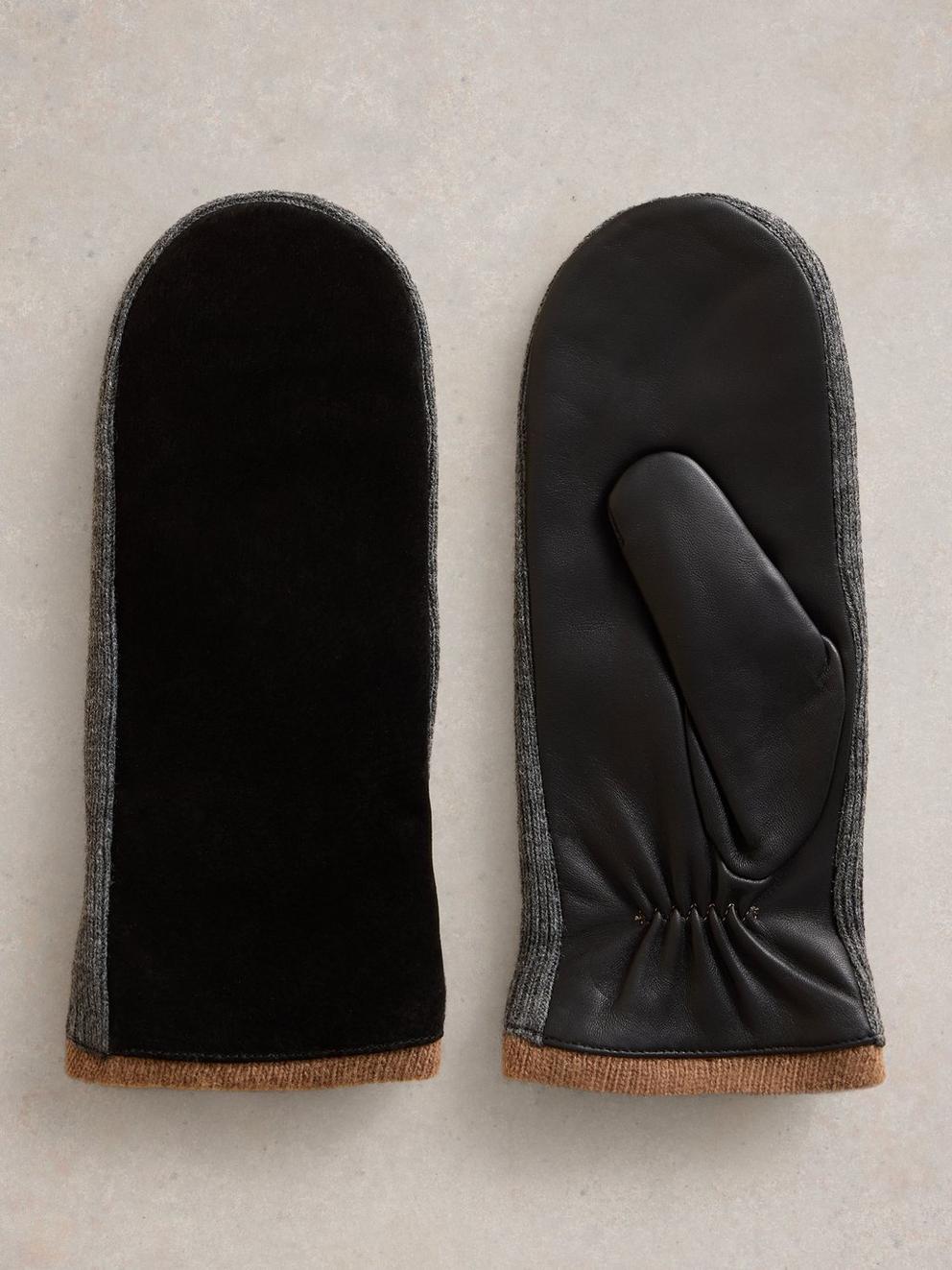 Suede Knitted Mitten in PURE BLK - FLAT BACK