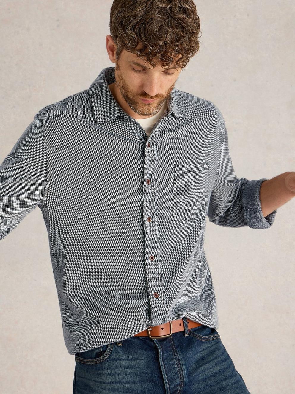 Pique Jersey Shirt in MID GREY - MODEL DETAIL