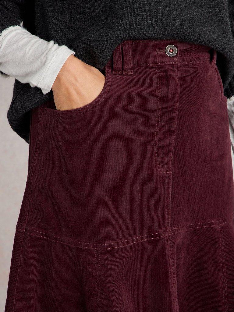 Quinn Organic Cord Midi Skirt in DK PLUM - MODEL DETAIL