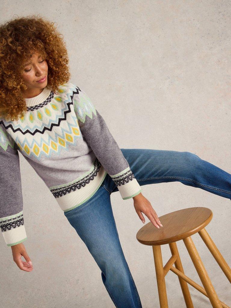 SUNSET FAIRISLE WOOL JUMPER in GREY MLT - LIFESTYLE