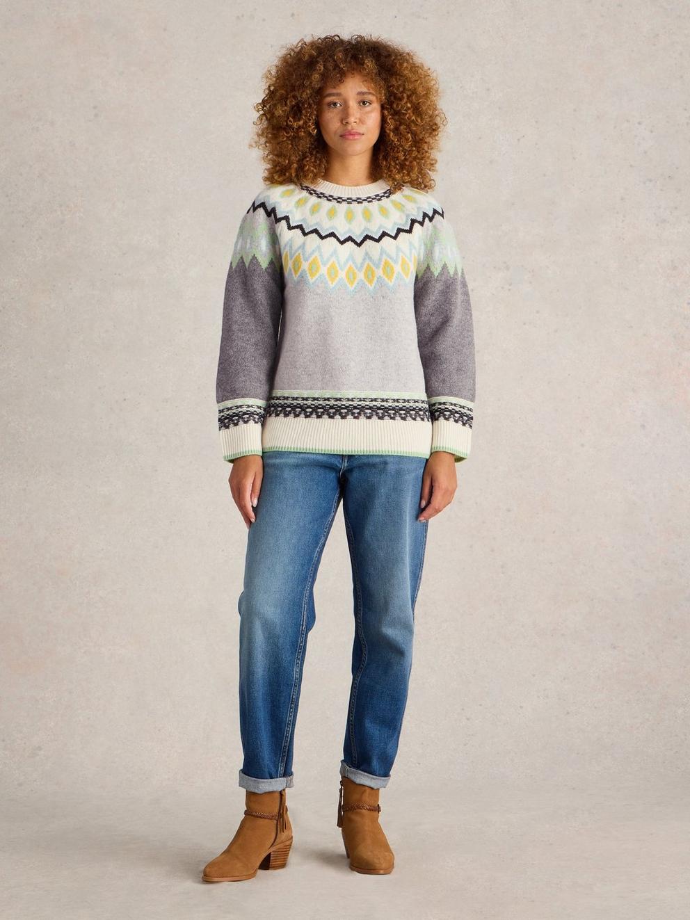 SUNSET FAIRISLE WOOL JUMPER in GREY MLT - MODEL FRONT