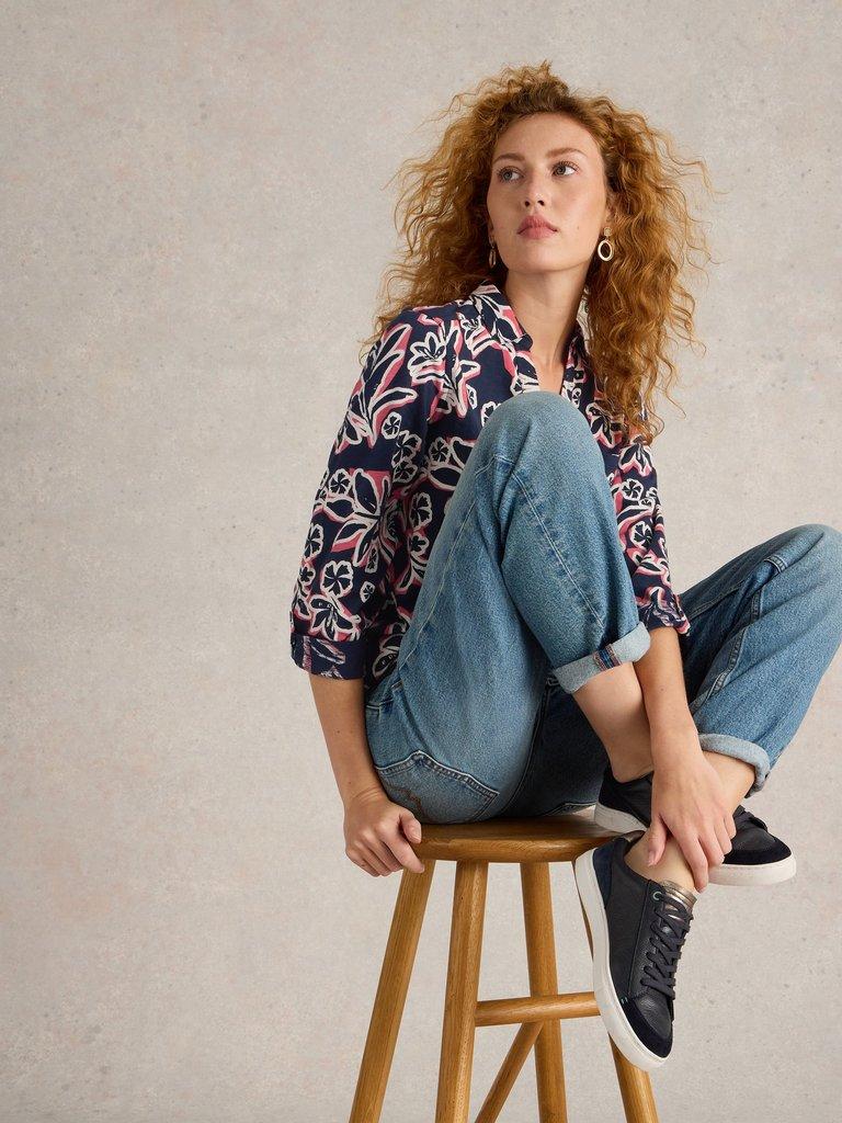 ANNIE LONGLINE COLLARED SHIRT in NAVY MULTI - LIFESTYLE
