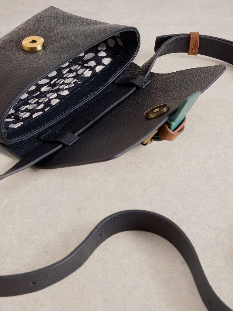 Landscape Leather Phone Bag  in FR NAVY - FLAT DETAIL