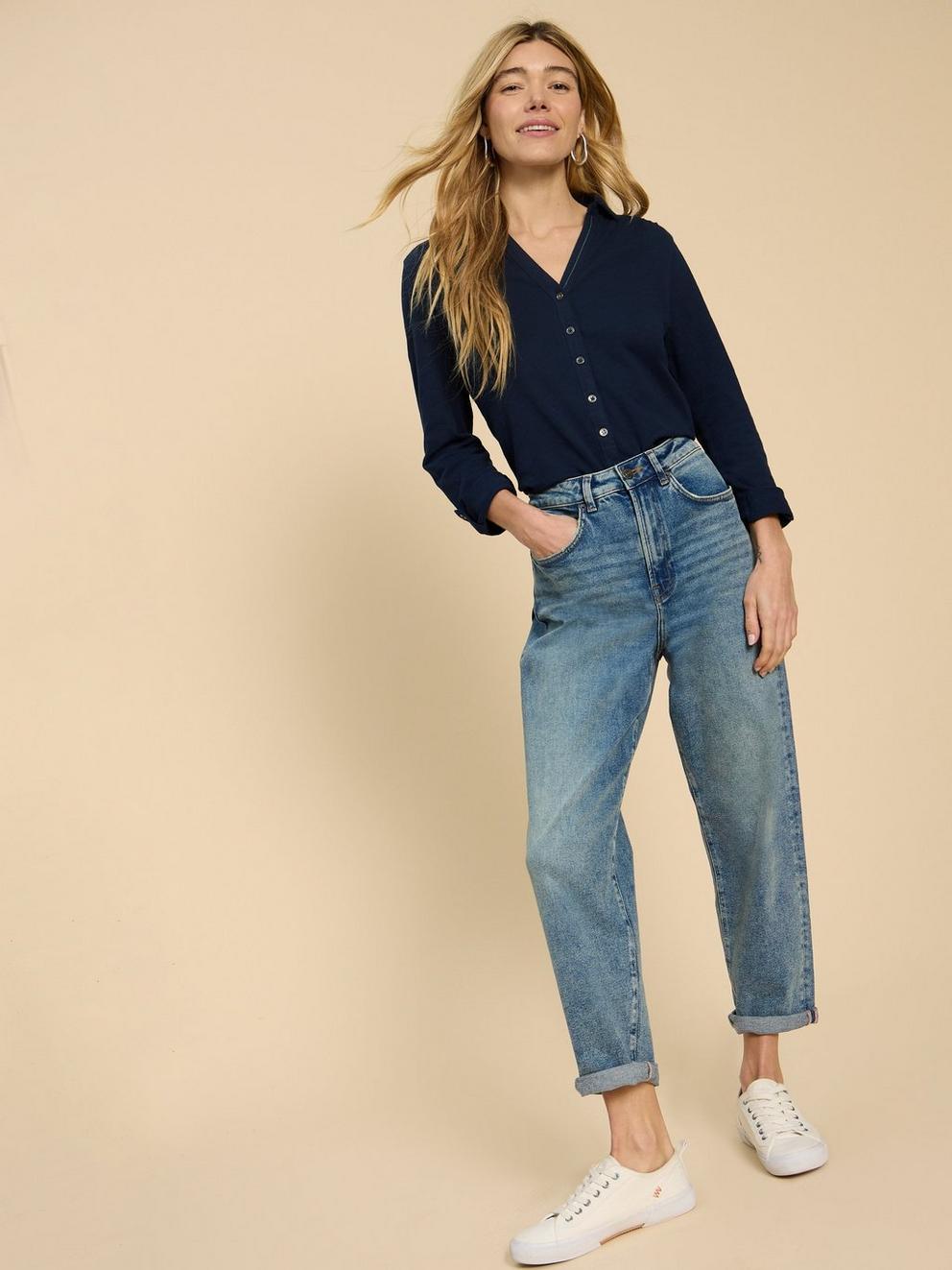 TEXTURED ANNIE in FR NAVY - MODEL DETAIL