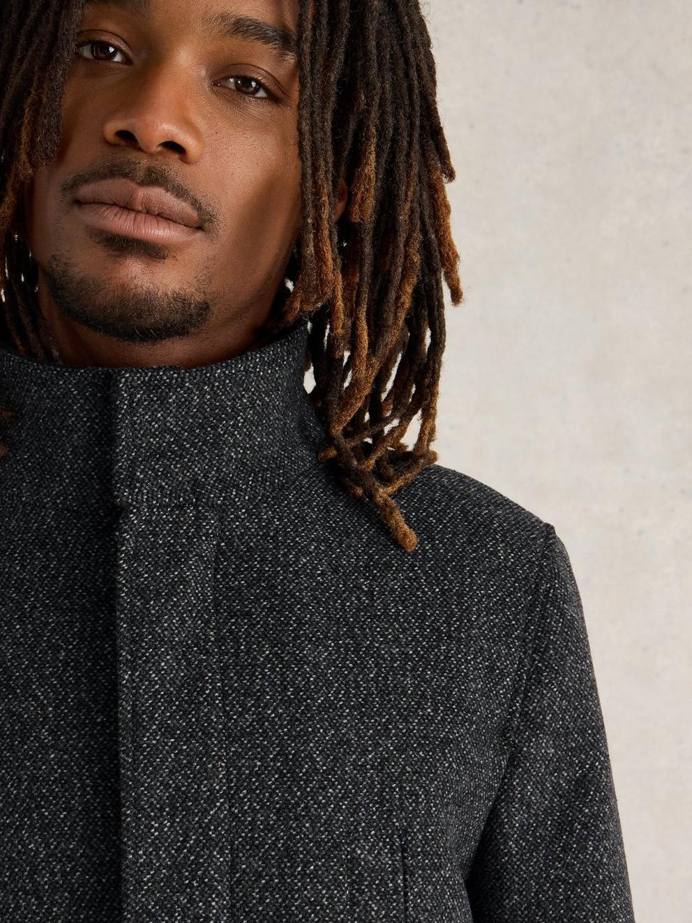 Wool Funnel Coat in DK GREY - MODEL DETAIL