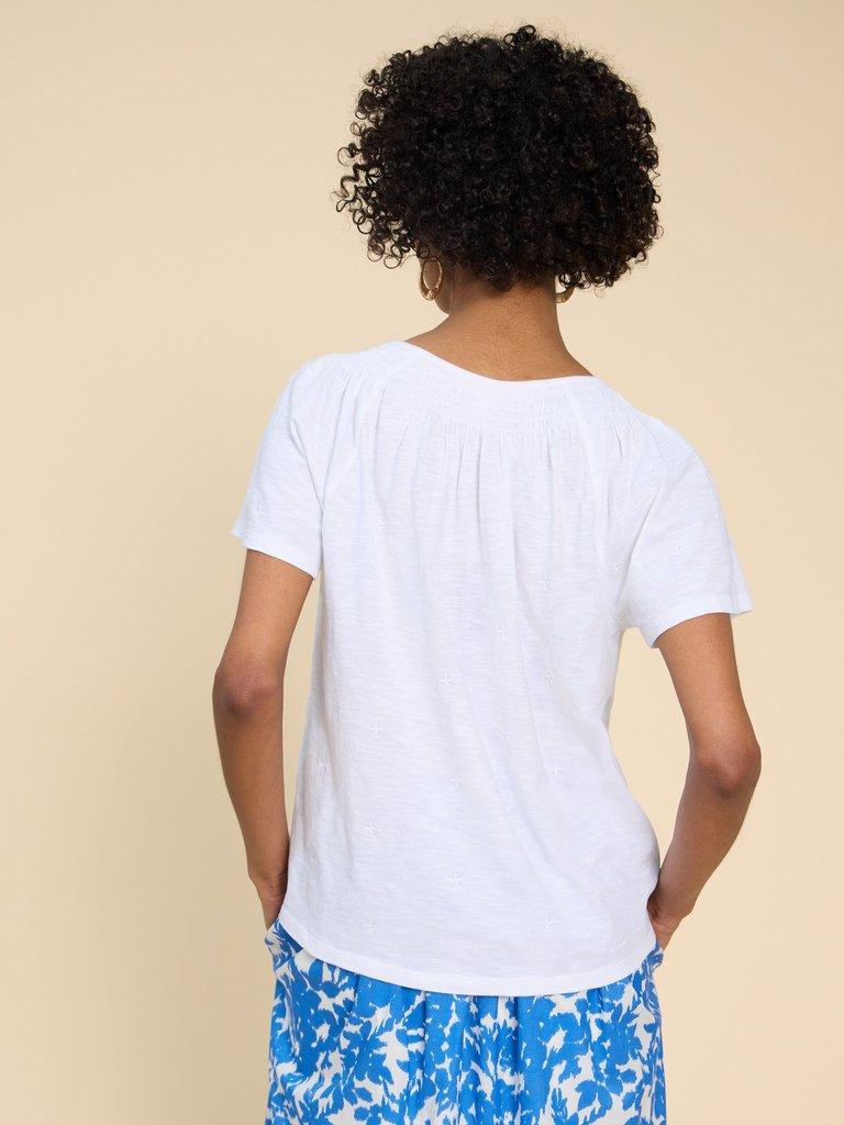 LUELLA NOTCH NECK EMB TOP in BRIL WHITE - MODEL BACK