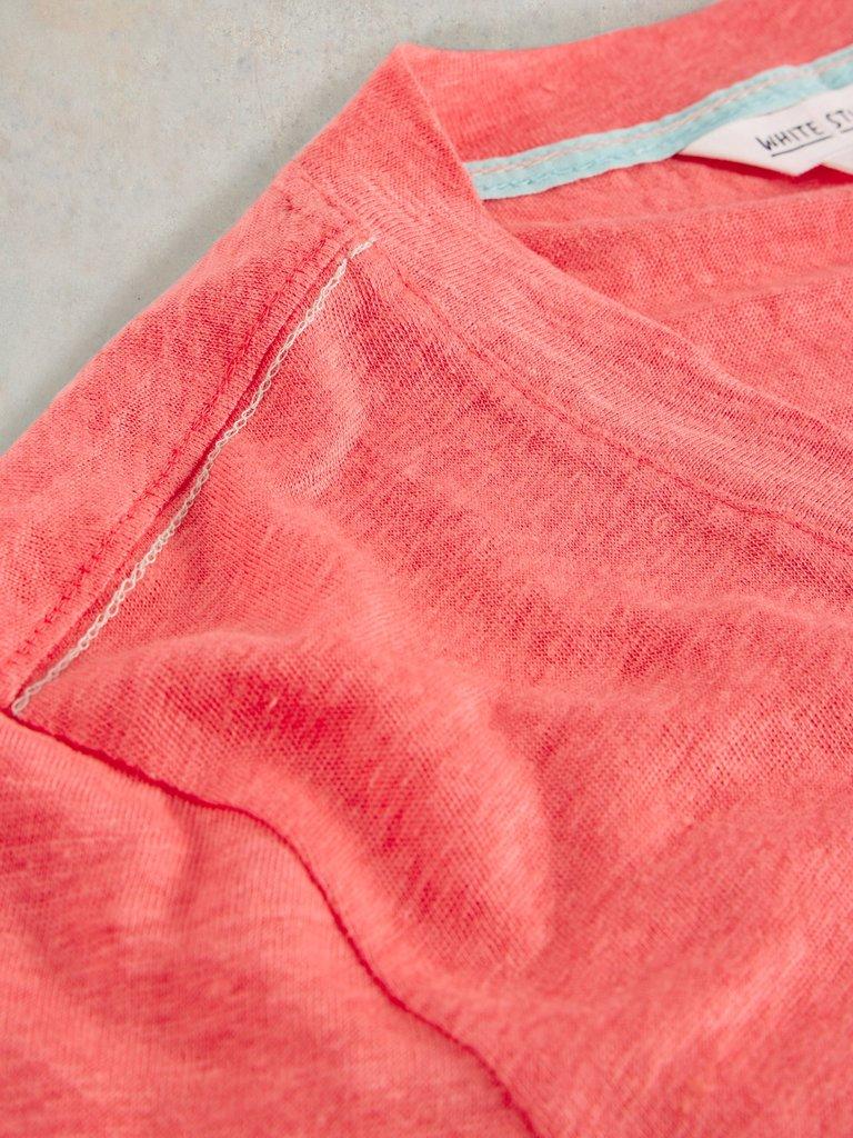 ISLA LINEN V NECK TEE in MID PINK - FLAT DETAIL