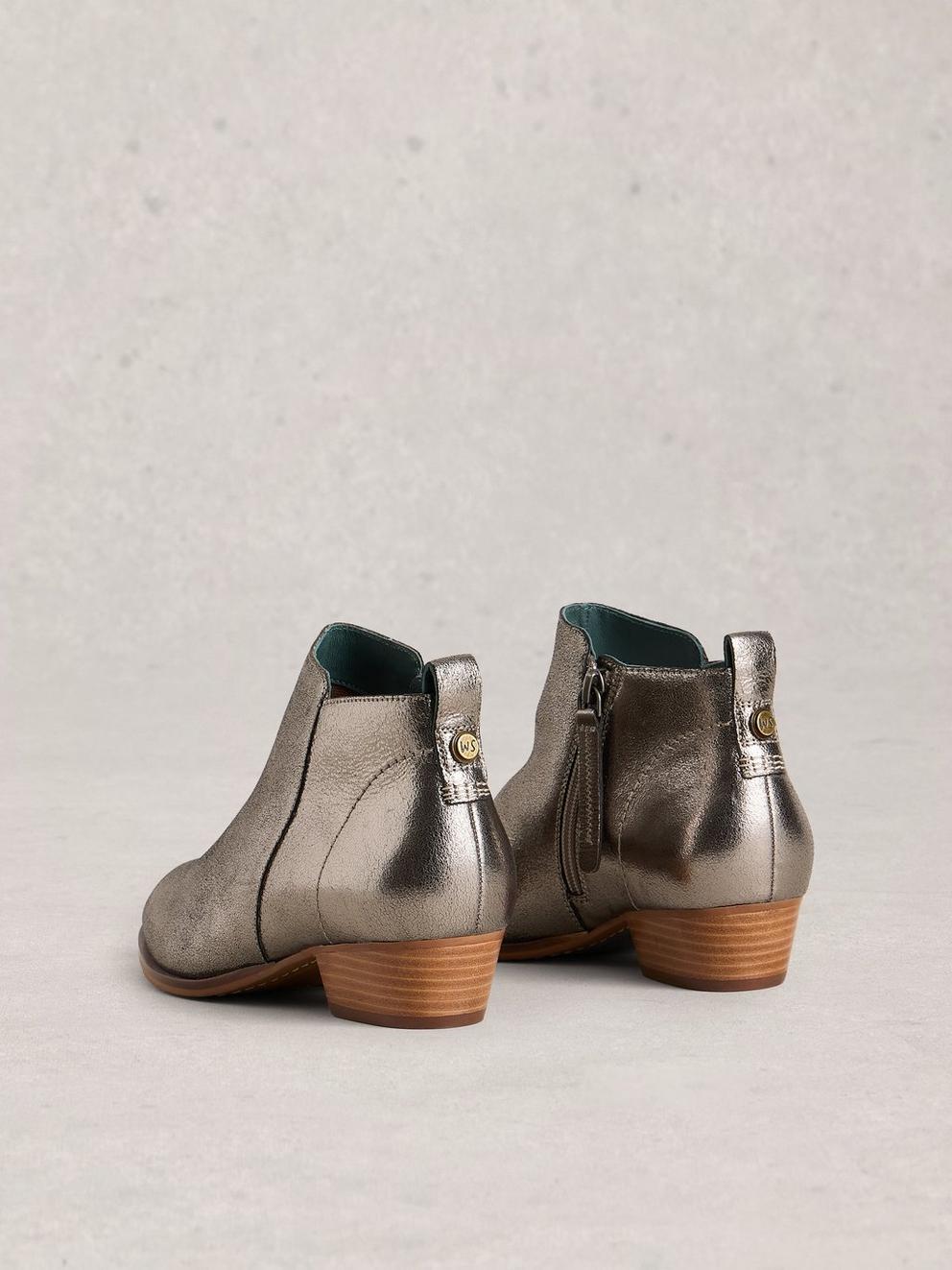Wide Fit Leather Ankle Boot in PEWTER MET - FLAT BACK