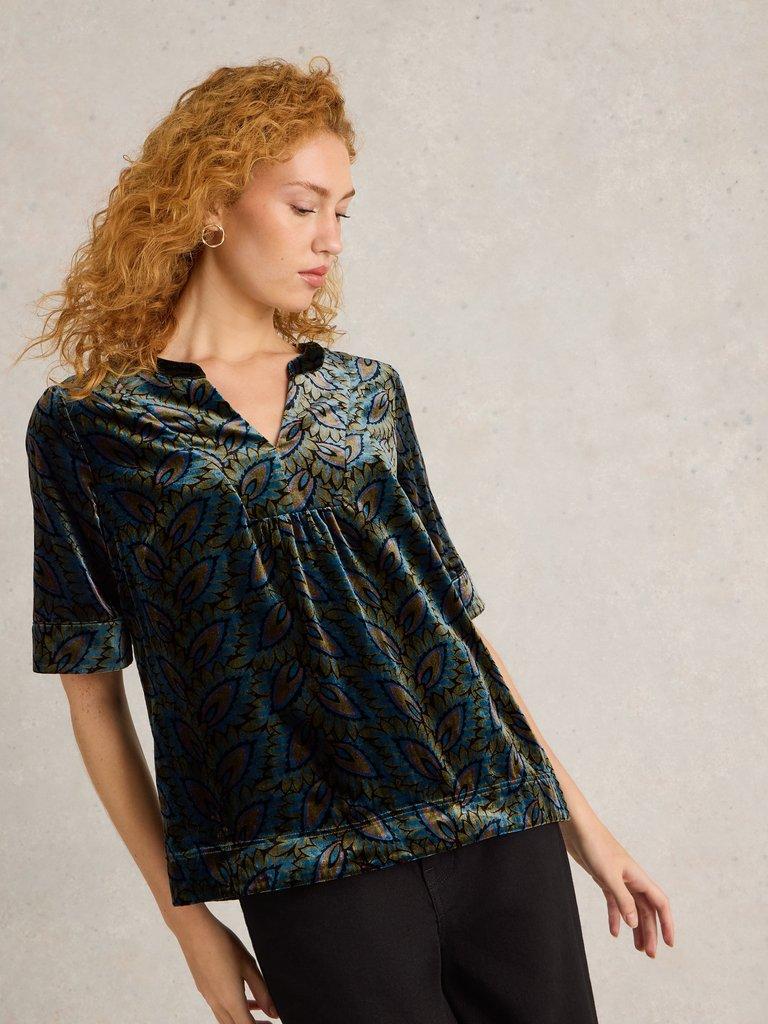 Ash Printed Velvet Top in TEAL PR - LIFESTYLE