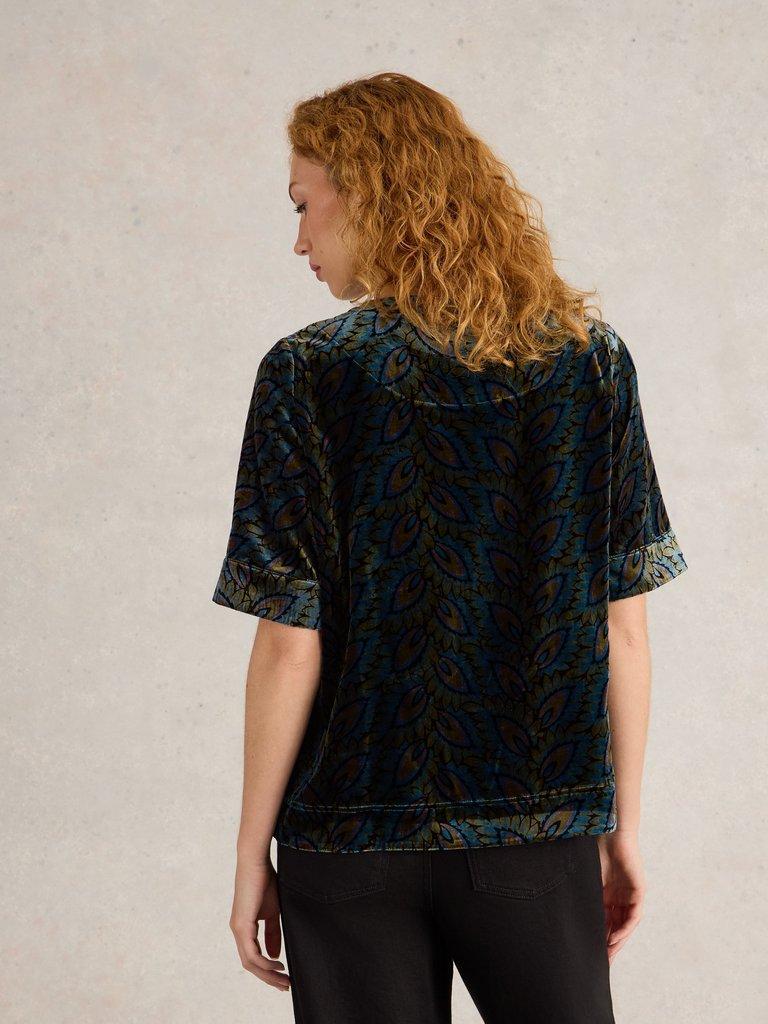 Ash Printed Velvet Top in TEAL PR - MODEL BACK