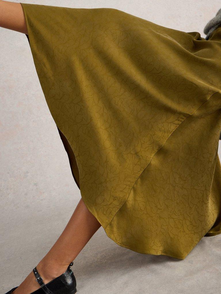 Darcy Bias Cut Skirt in KHAKI GRN - MODEL DETAIL