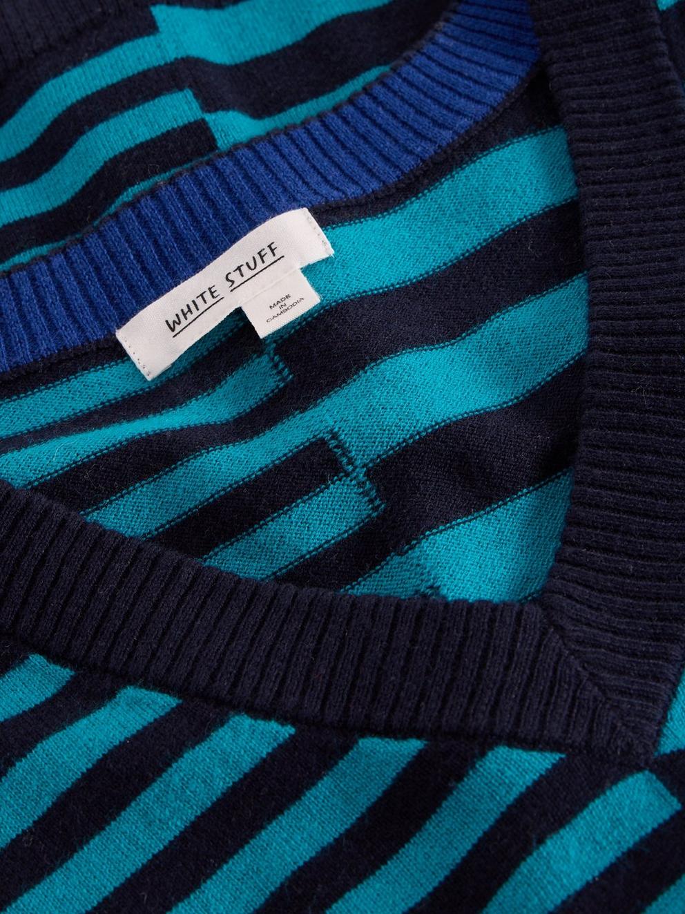 MAGGIE LONG SLEEVE JUMPER in GREEN MLT - FLAT DETAIL