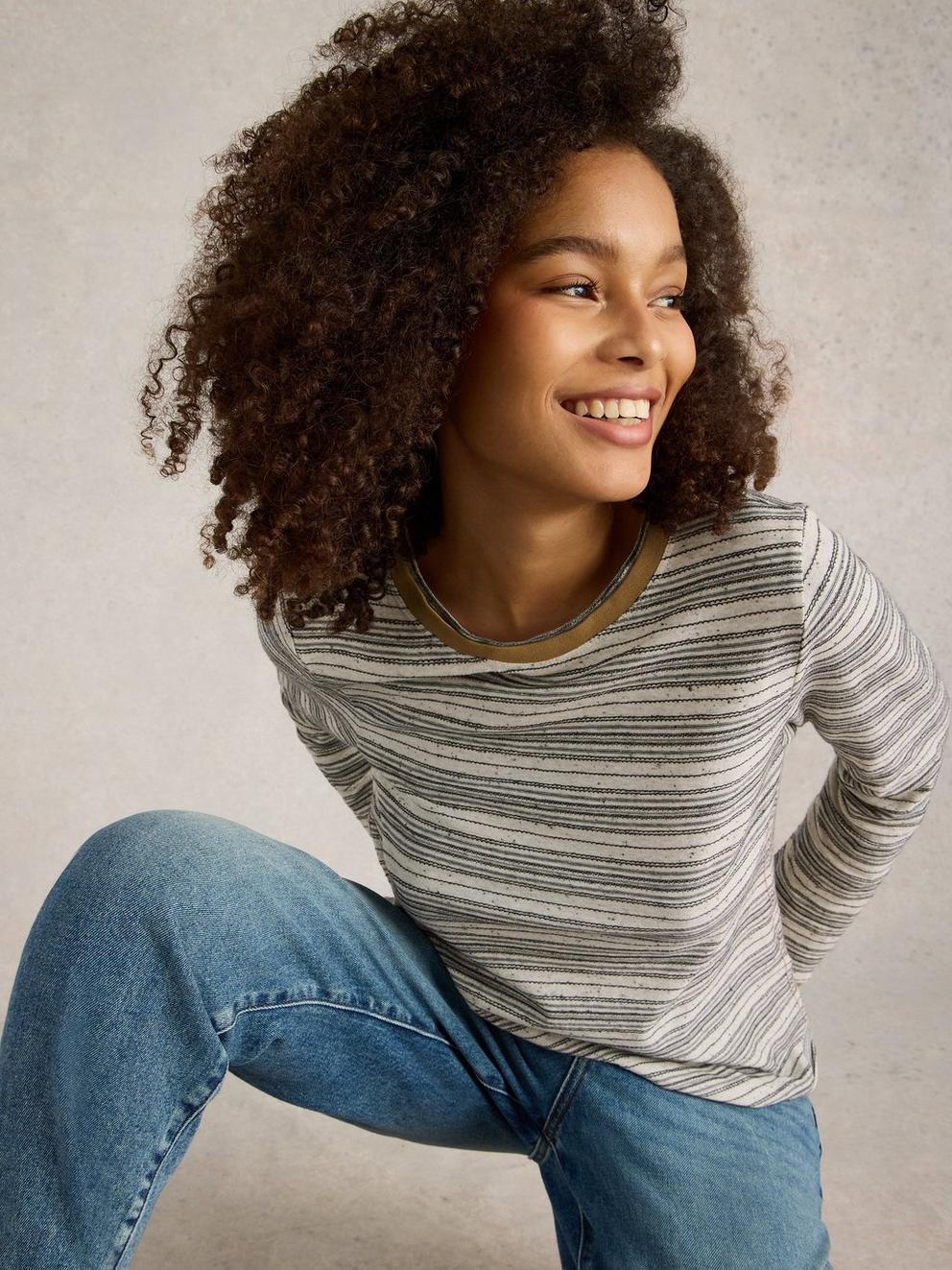 CLARA STITCH LS TEE in NAT MLT - MODEL DETAIL