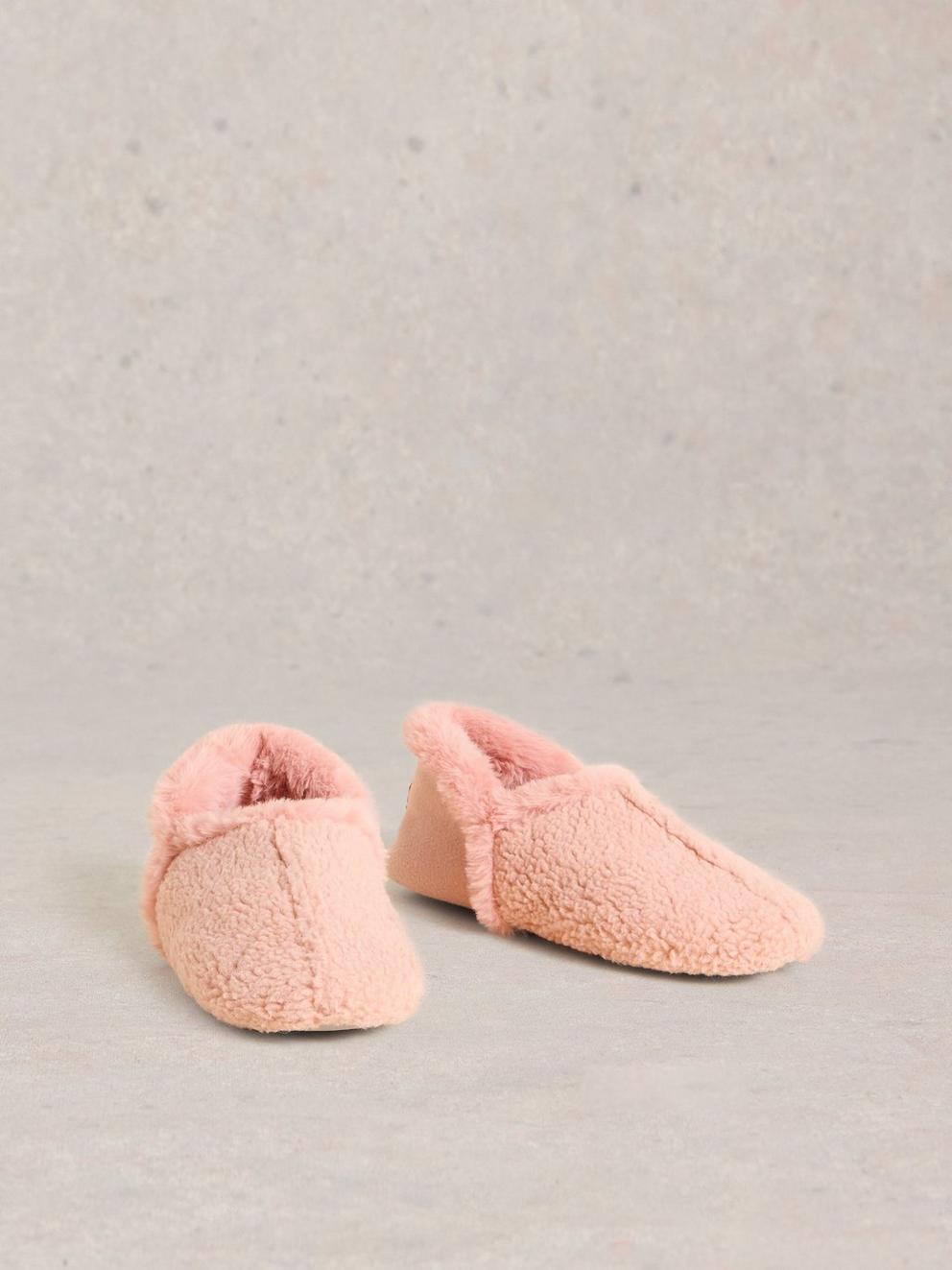 Reya Closed Back Slippers in LGT PINK - FLAT FRONT