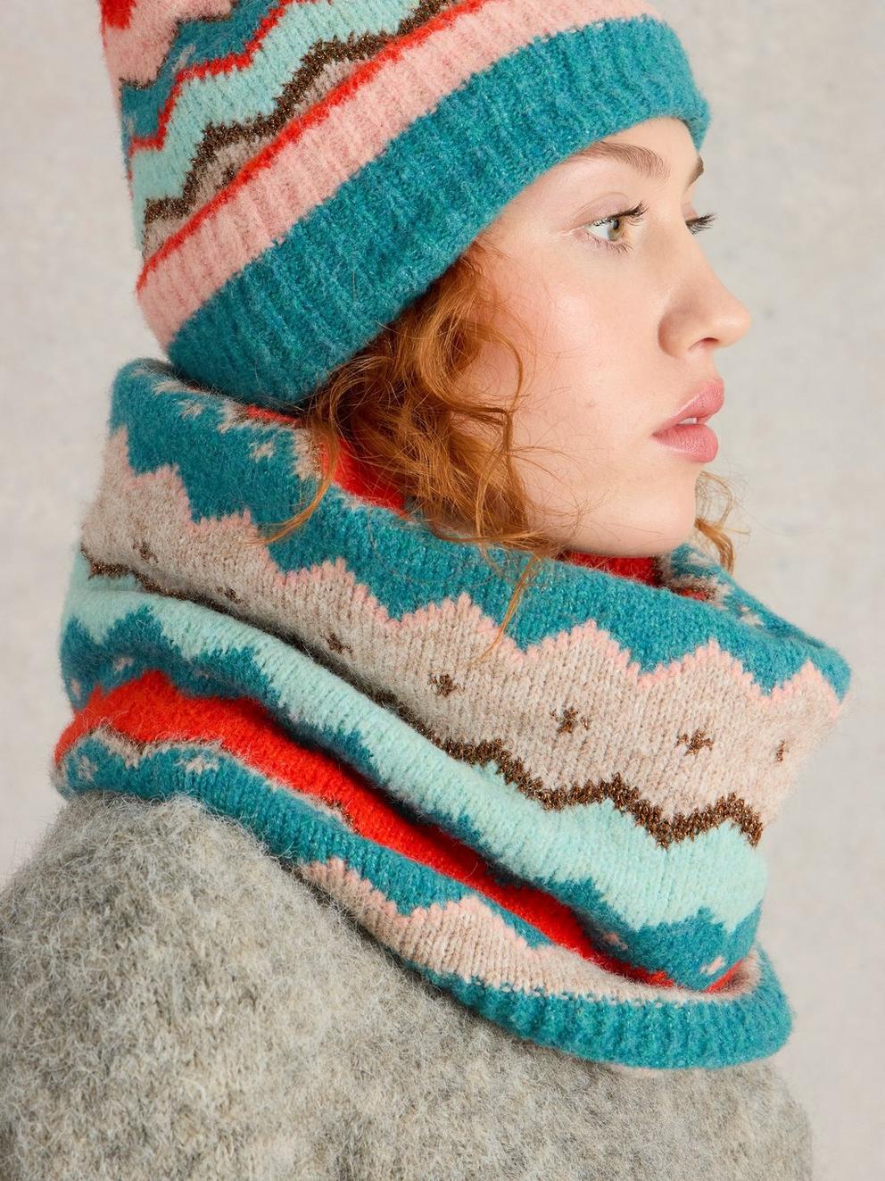 Zig Zag Fairisle Snood in TEAL MLT - MODEL FRONT