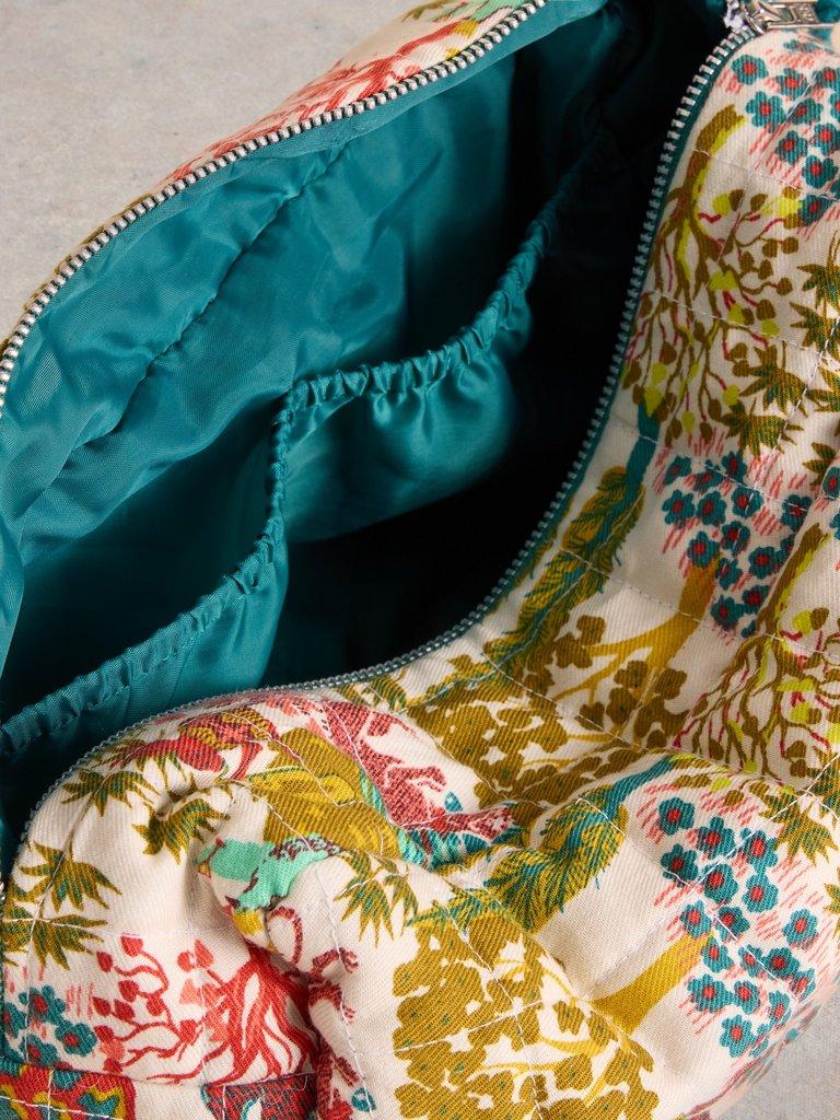 Printed Toiletry Bag in NAT PR - FLAT DETAIL
