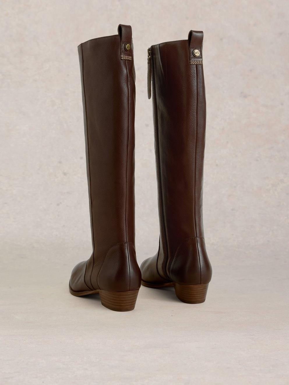 Willow Leather Knee High Boot in DK BROWN - FLAT BACK