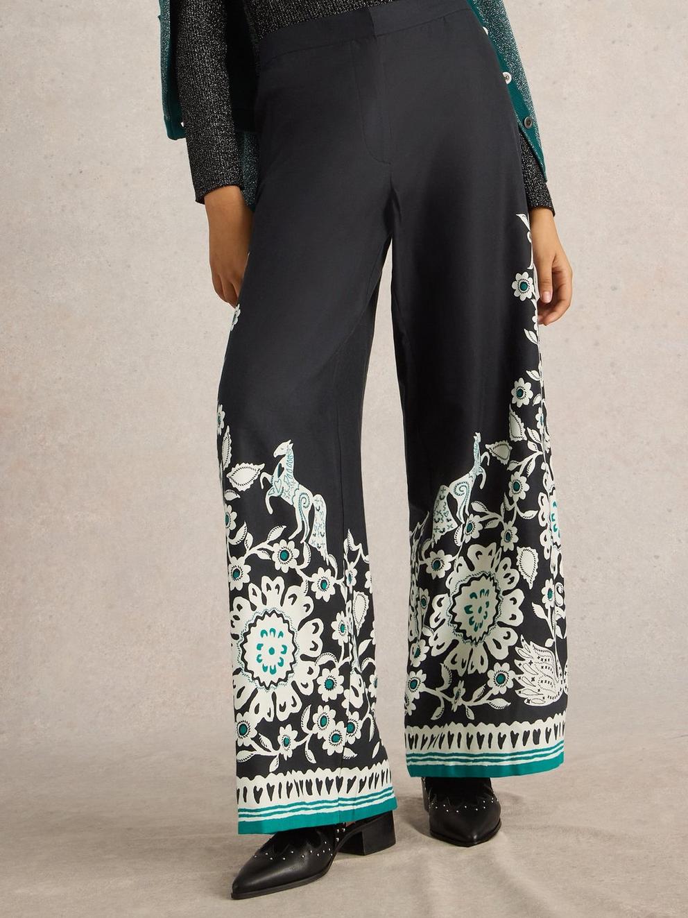 Belle Wide Leg Trousers in BLK MLT - MODEL DETAIL