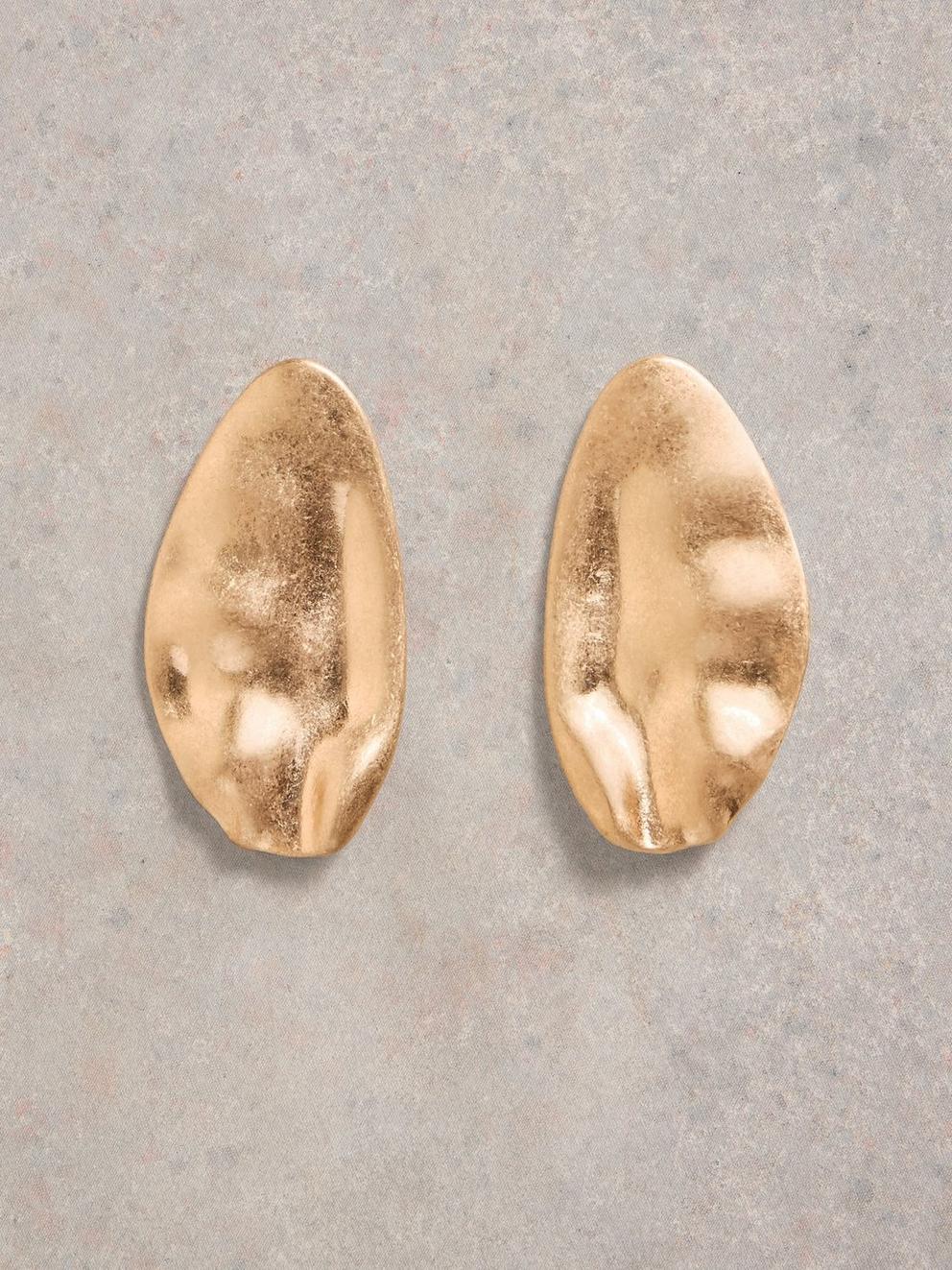 ABSTRACT HAMMERED EARRING in GLD TN MET - FLAT FRONT