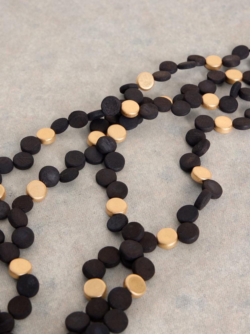 VERA CLUSTER NECKLACE in BLK MLT - FLAT DETAIL