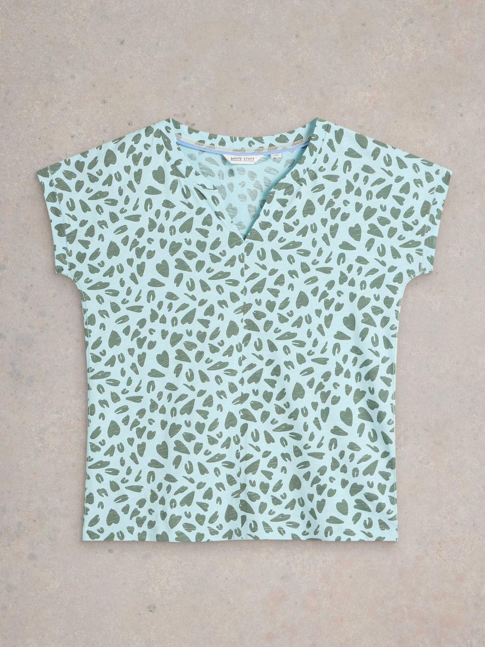 PRINTED NELLY NOTCH TEE in BLUE PR - FLAT FRONT