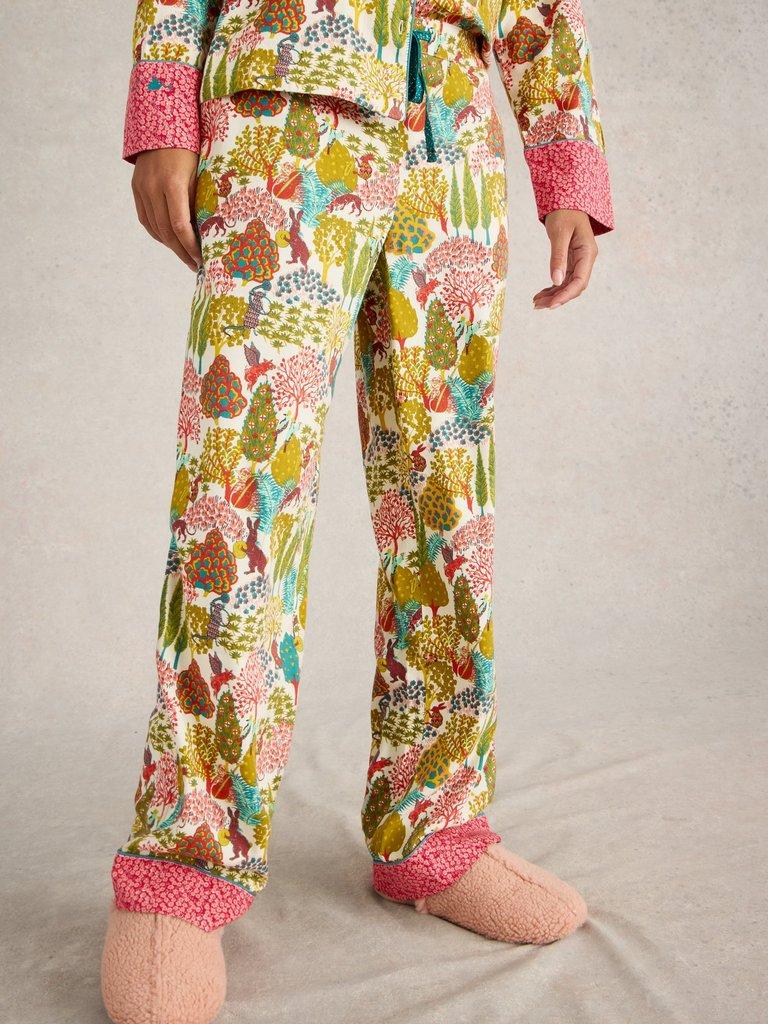 Nina PJ Set in NAT PR - MODEL DETAIL