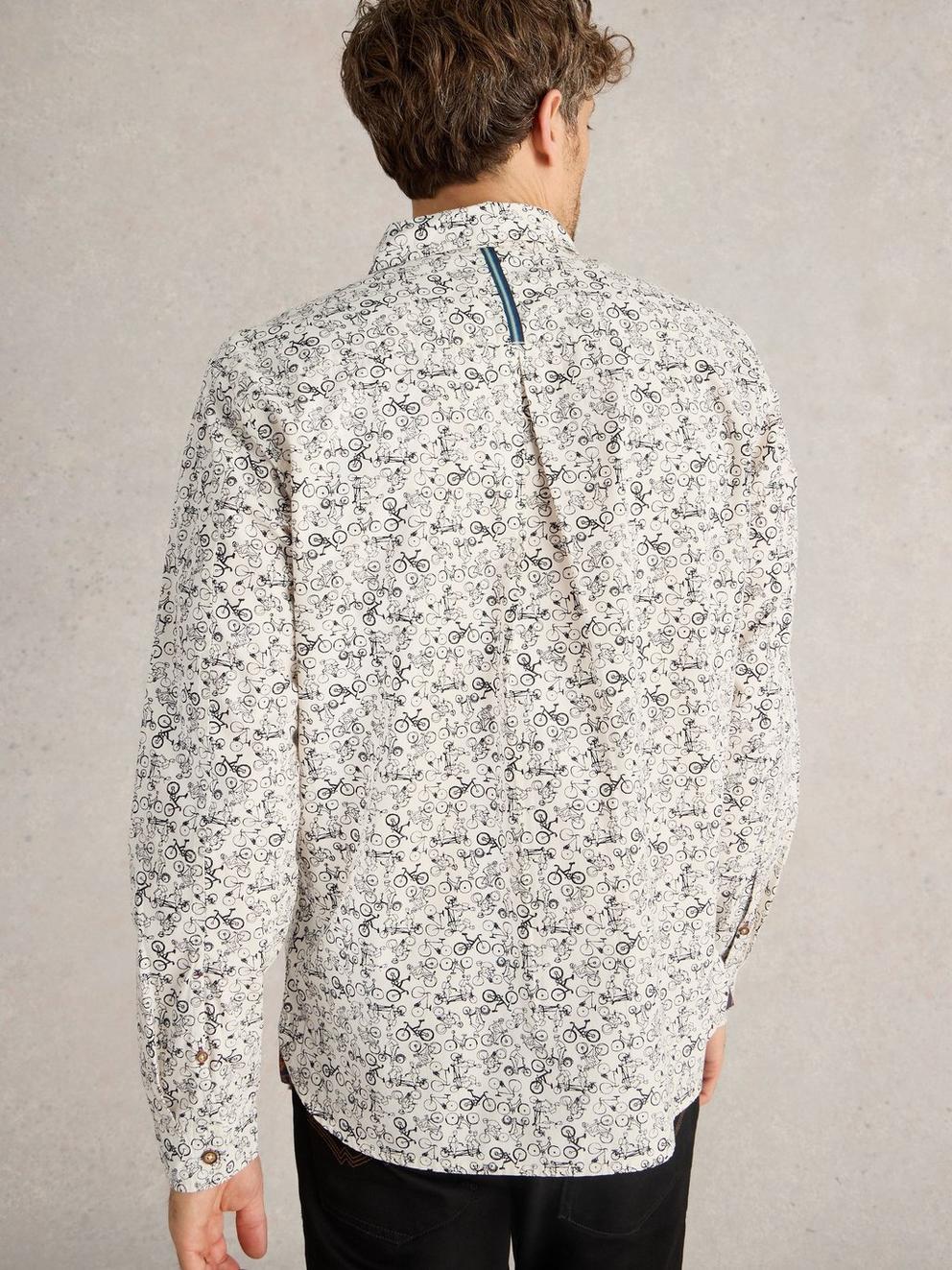 Bike Printed Shirt in NAT MLT - MODEL BACK