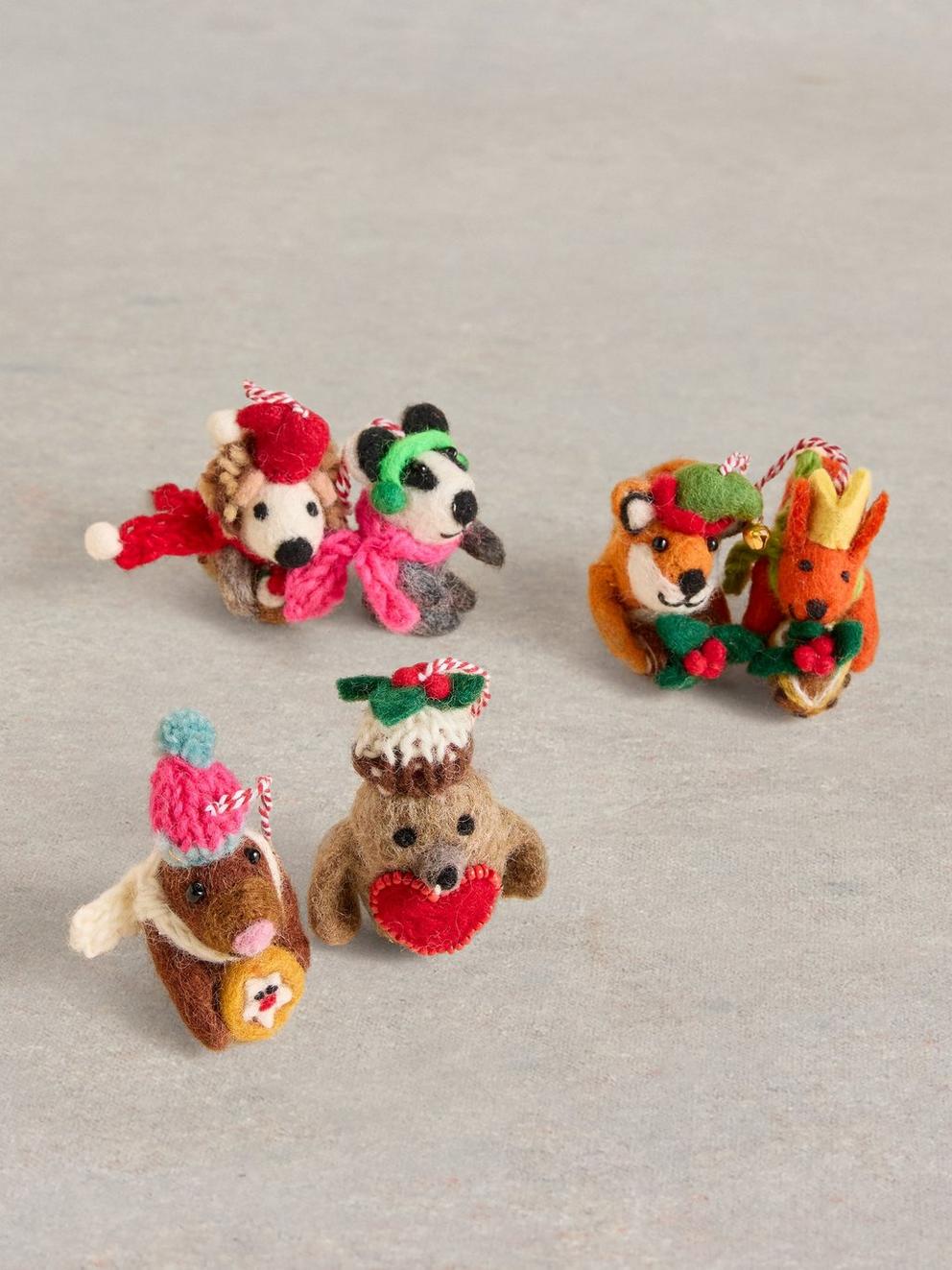 Woodland Party Egg Box in NAT MLT - FLAT DETAIL