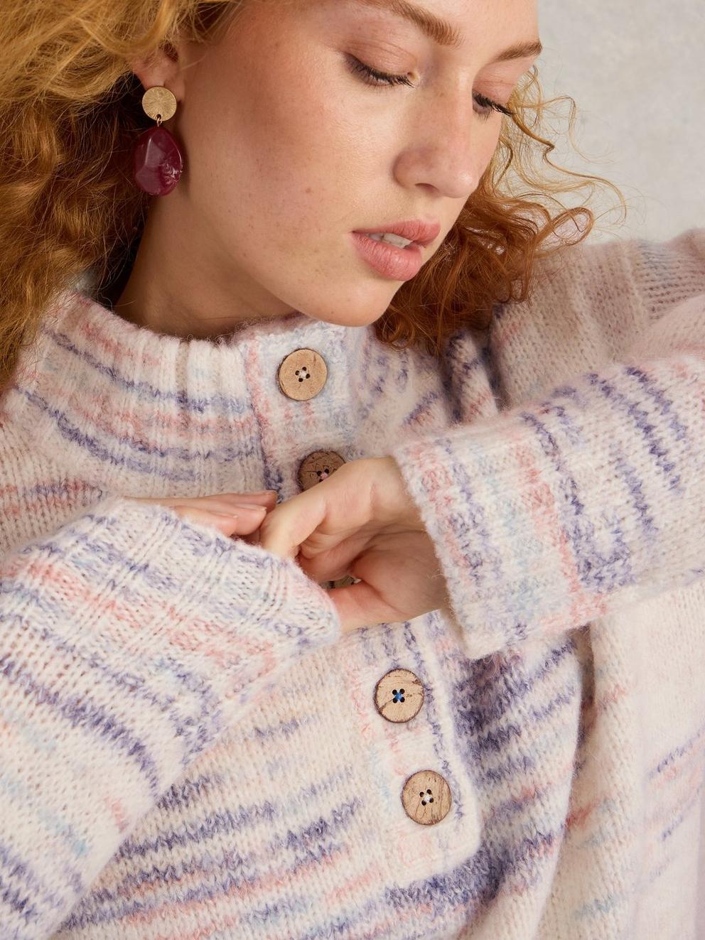 BELLA BUTTON JUMPER in IVORY MLT - MODEL DETAIL