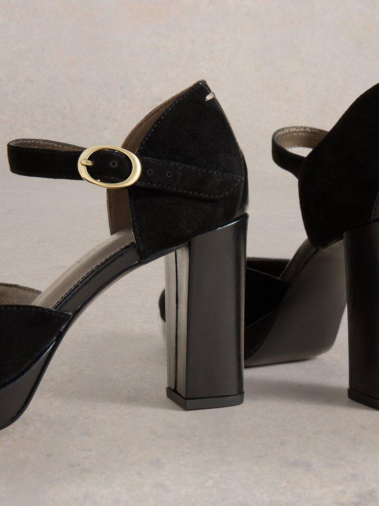 Priscilla Platform Shoe in PURE BLK - FLAT DETAIL