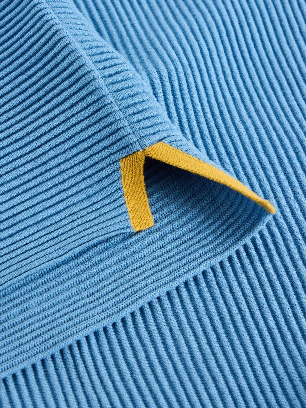 JANA V NECK JUMPER in MID BLUE - FLAT DETAIL