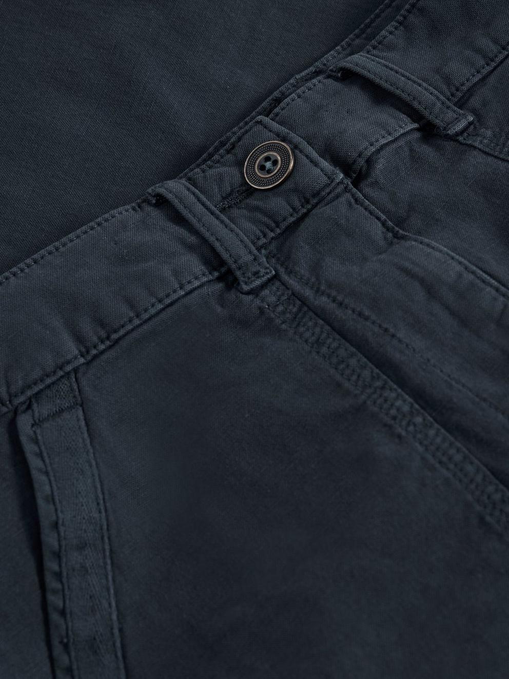 Tucker Chino Trouser in DARK NAVY - FLAT DETAIL