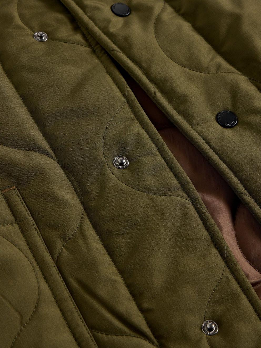 Tenby Quilted Gilet in KHAKI GRN - FLAT DETAIL