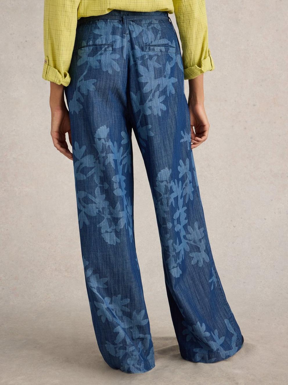 Farah Denim Wide Leg Trouser in DENIM PR - MODEL BACK
