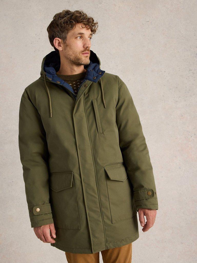 Reversible Parka in KHAKI GRN - MODEL DETAIL