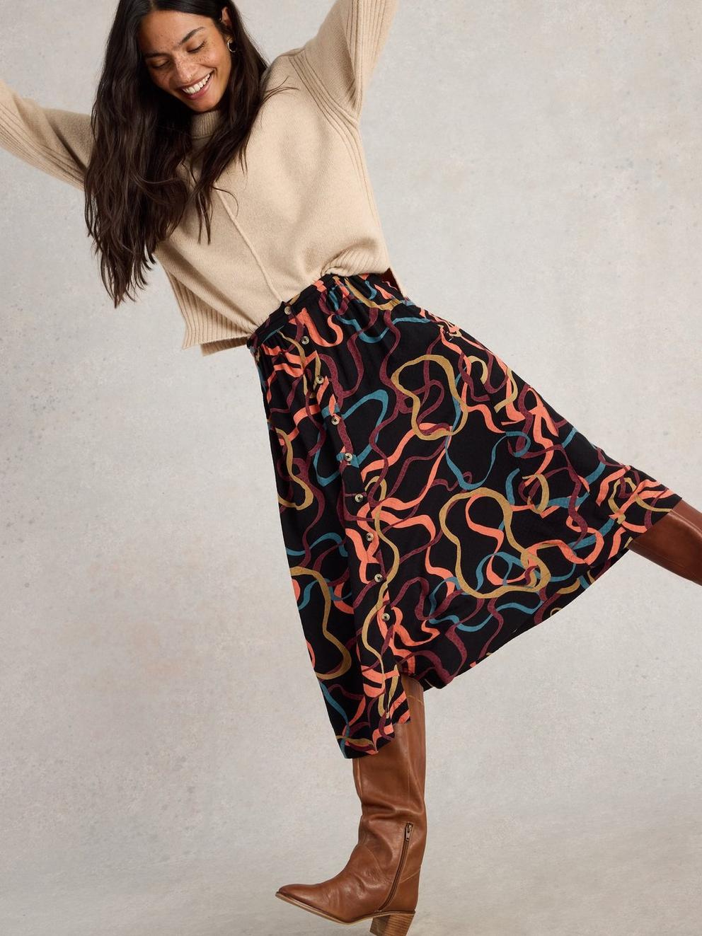 Heather Midi Skirt in BLK PR - LIFESTYLE