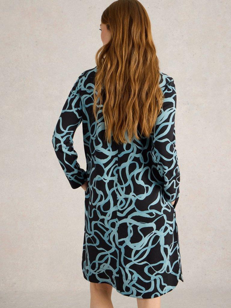 June Jersey Dress in BLK PR - MODEL BACK